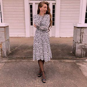 The "Daphne" Dress in Snow Leopard